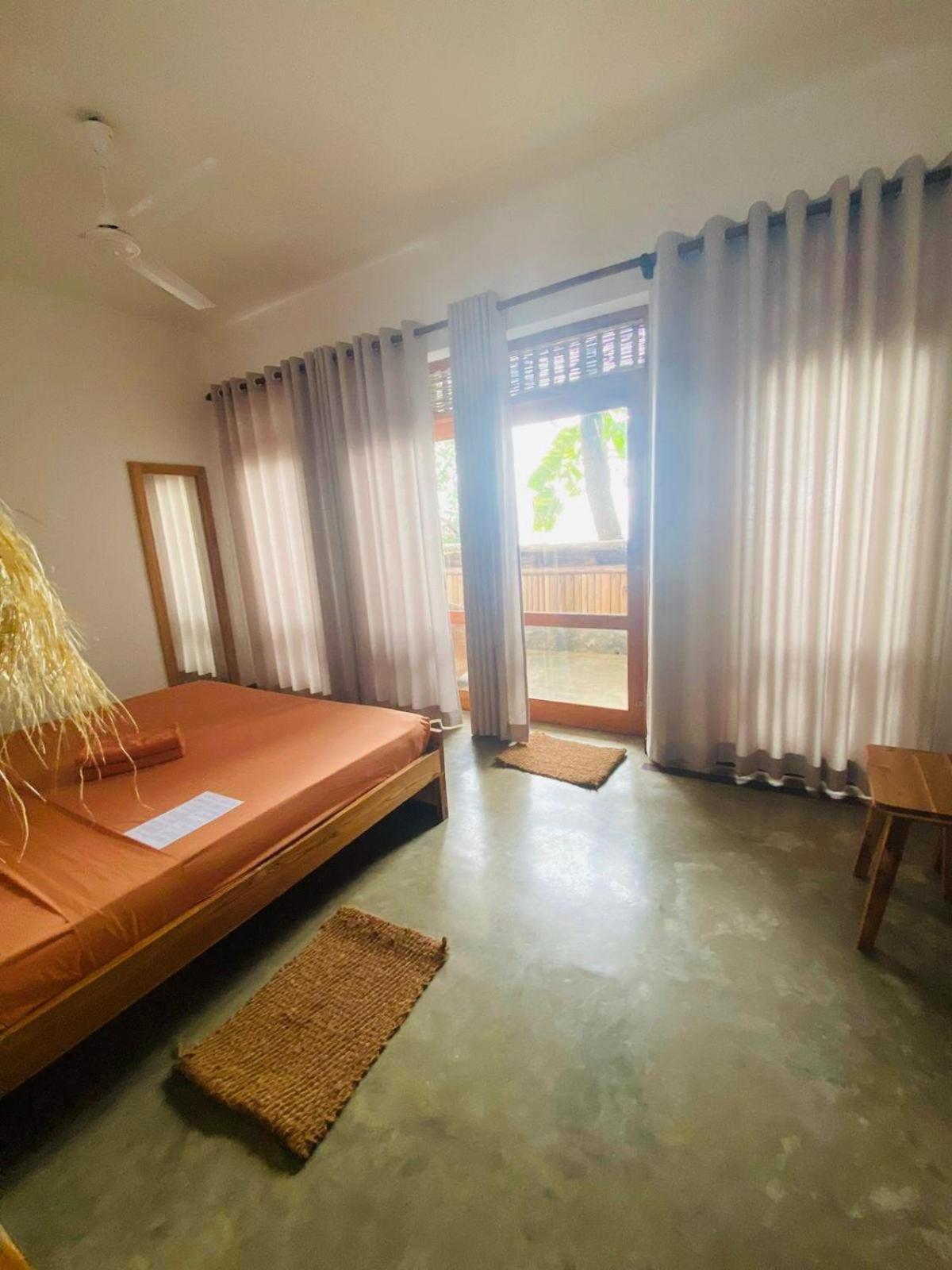 Amaroo Hikkaduwa Hotell Eksteriør bilde